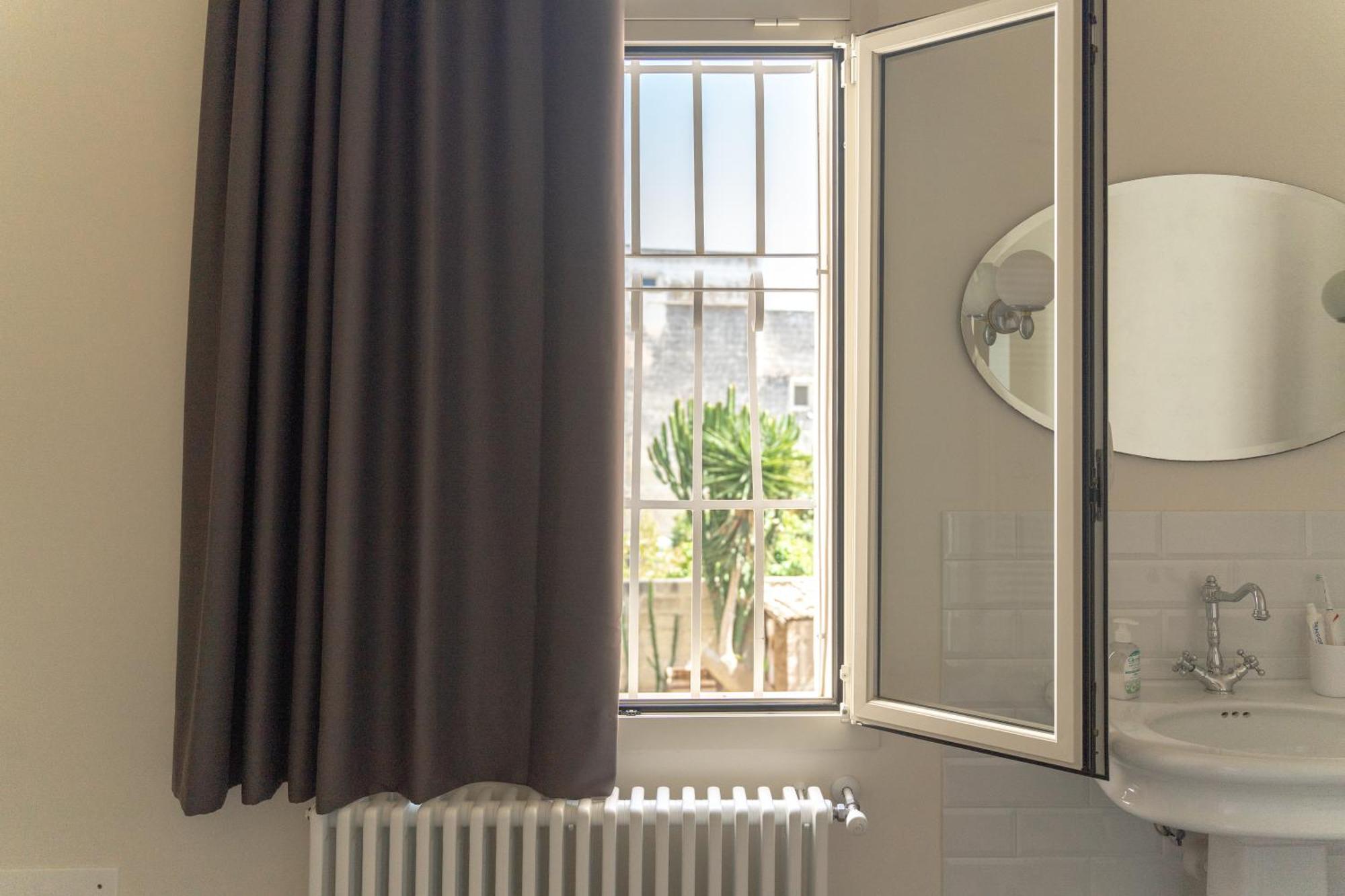 Margherita Apartment & Rooftop By Residence Colibri Lecce Bagian luar foto